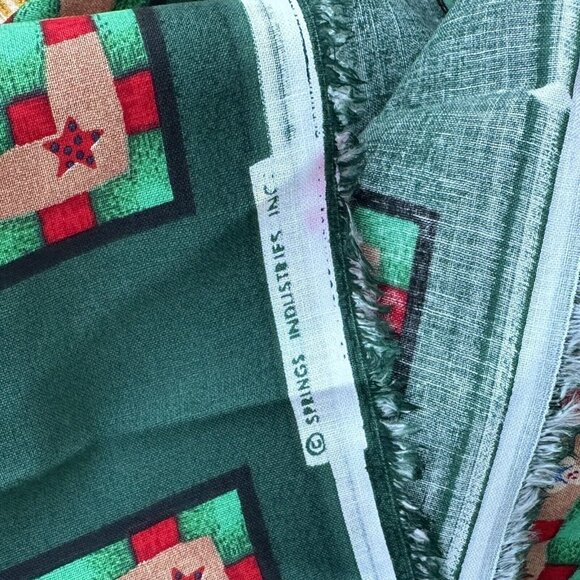 Springs Industries Christmas Bears Pillow Panel Fabric Red Green Gingerbread - Picture 6 of 9